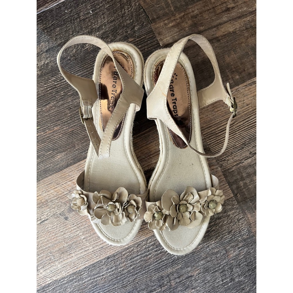 Baretraps Women Beige Canvas Floral‎ Espadrille Wedge Sandals Ankle Strap Boho
